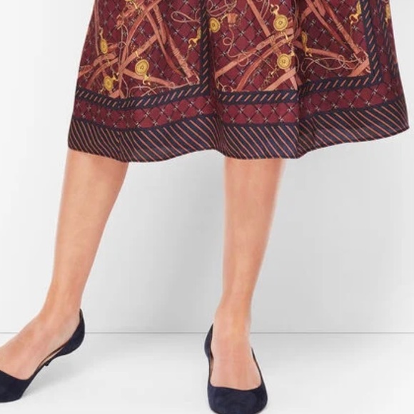 Beautiful skirt new without tag - Picture 2 of 2